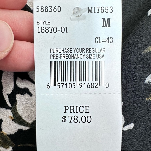 A Pea in The Pod Black Floral Popover Blouse Career Office Casual Size M NWT - Picture 4 of 8